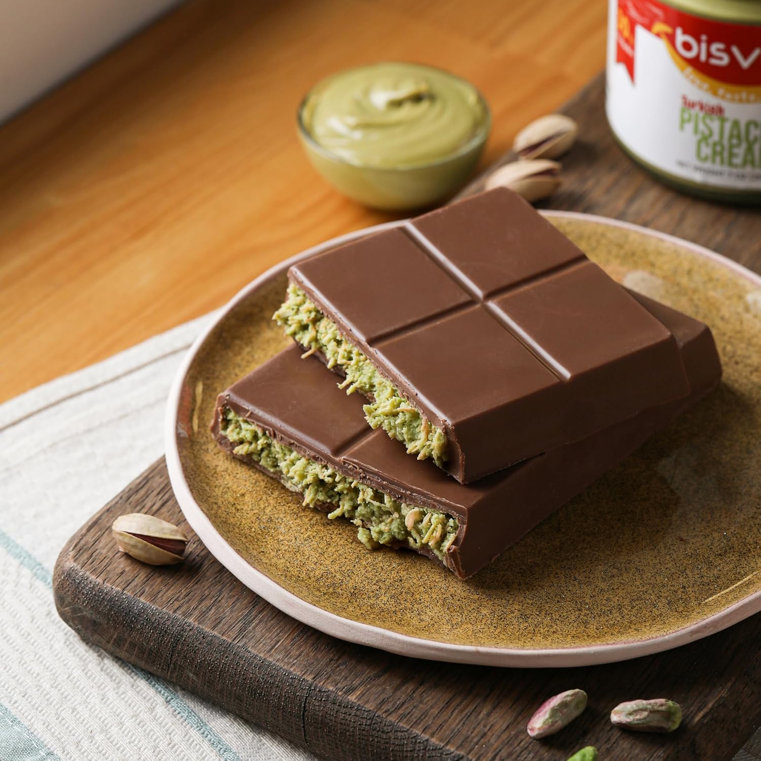 Bisvua Pistachio Cream (30 %) 200g 7oz - BOX (12 pcs)